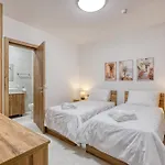 New & Modern 2br Just Off The Seafront By Sf Homes Apartment St. Paul's Bay