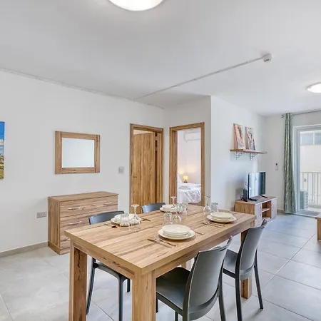 Апартаменты New & Modern 2br Just Off The Seafront By Sf Homes *