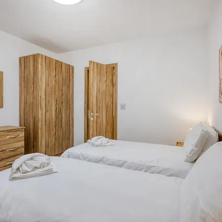 New & Modern 2br Just Off The Seafront By Sf Homes *