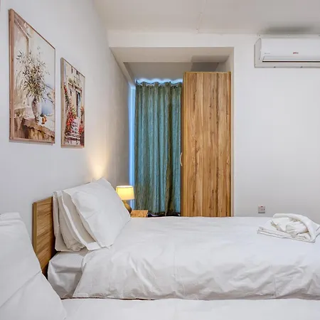 New & Modern 2br Just Off The Seafront By Sf Homes