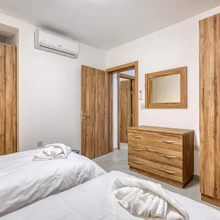 New & Modern 2br Just Off The Seafront By Sf Homes Lejlighed
