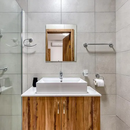 New & Modern 2br Just Off The Seafront By Sf Homes Lejlighed *