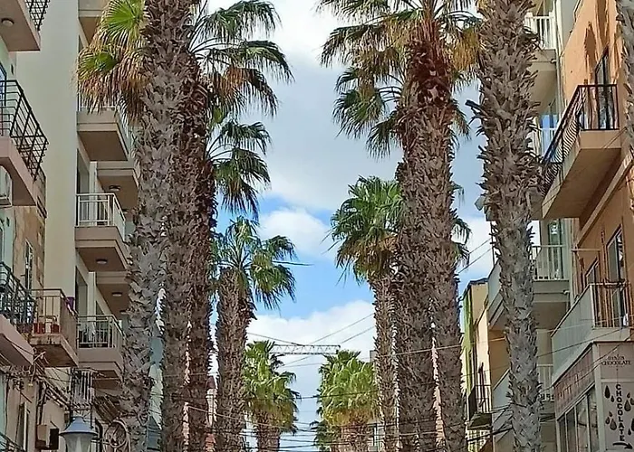 New & Modern 2br Just Off The Seafront By Sf Homes セント・ポールズ・ベイ