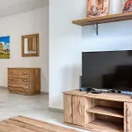 New & Modern 2br Just Off The Seafront By Sf Homes Apartament *