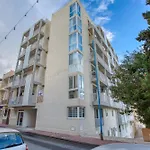 Apartament New & Modern 2br Just Off The Seafront By Sf Homes *