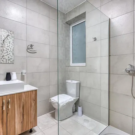 New & Modern 2br Just Off The Seafront By Sf Homes * 세인트폴스베이